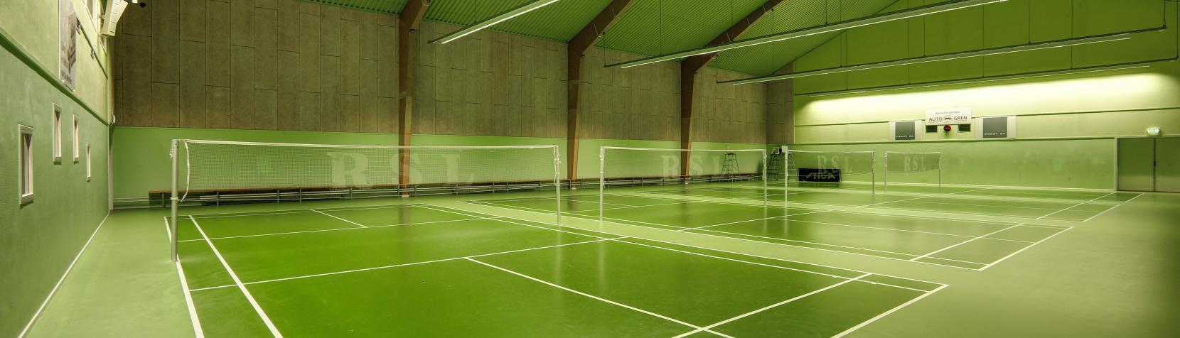 Foto: Birkerød Badmintonhal - indendørs
